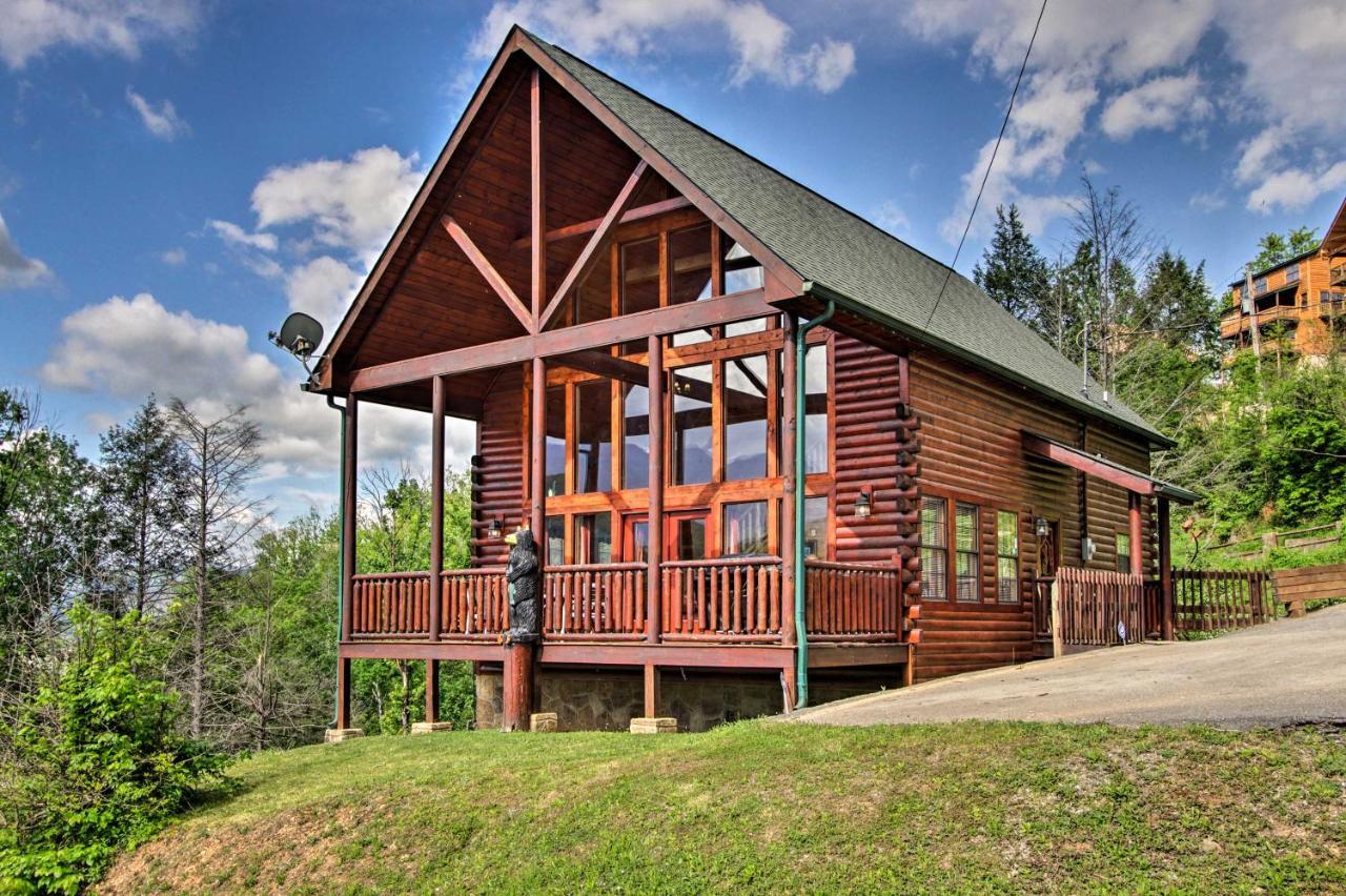 Expansive Gatlinburg Cabin Hot Tub, Deck And Grill! Exterior foto